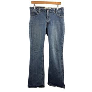 Women’s GAP Size 12 Medium Washed Blue Flared Jeans